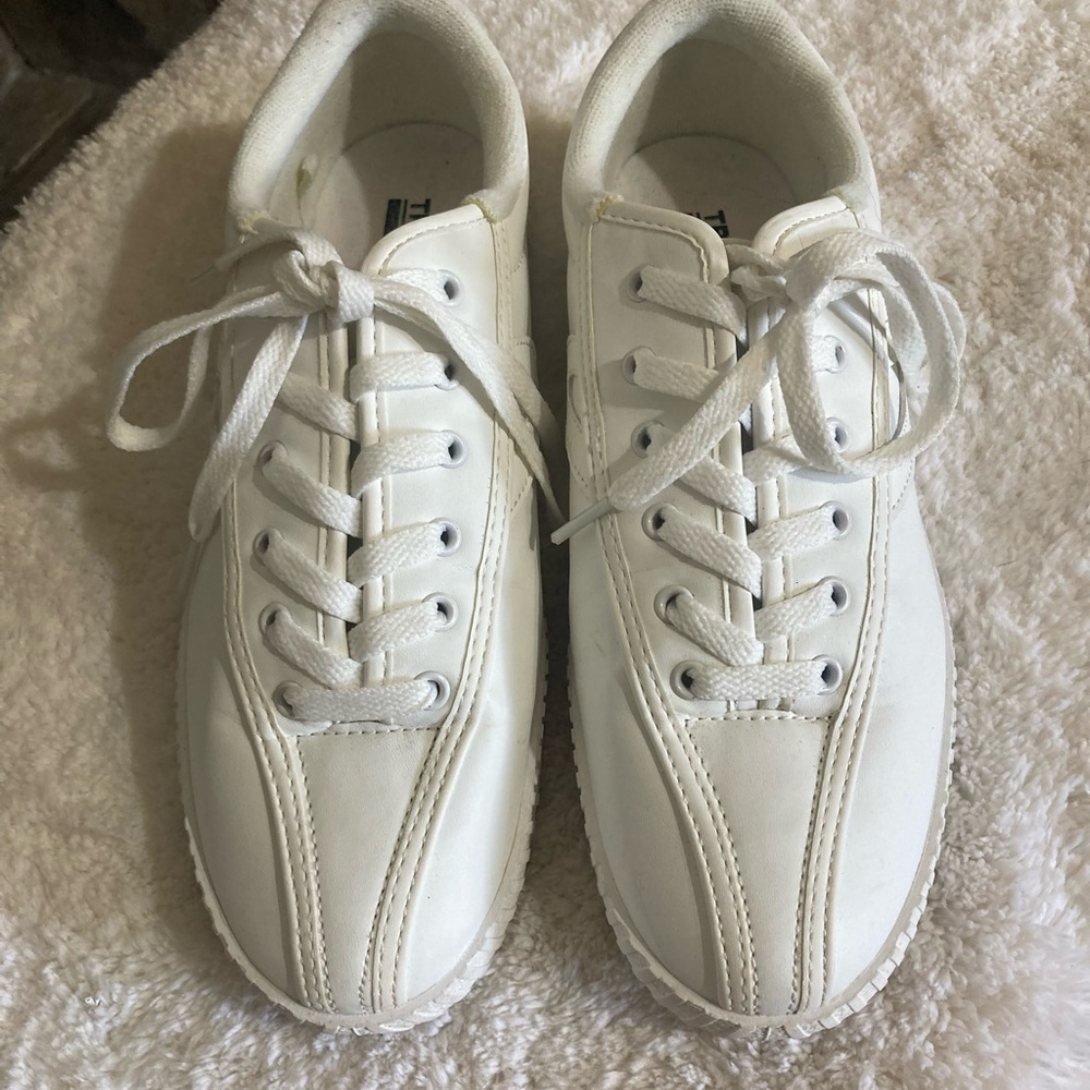 Tretorn Men's Casual Lace-Up Sneakers Size 8.5